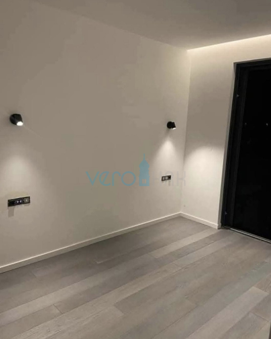 Città di Krk, moderno appartamento di 77 m2 con vista mare, in vendita