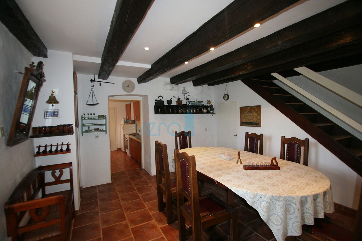 Isola di Krk, Šilo, casa bifamiliare a 70 m dal mare, vista, vendita