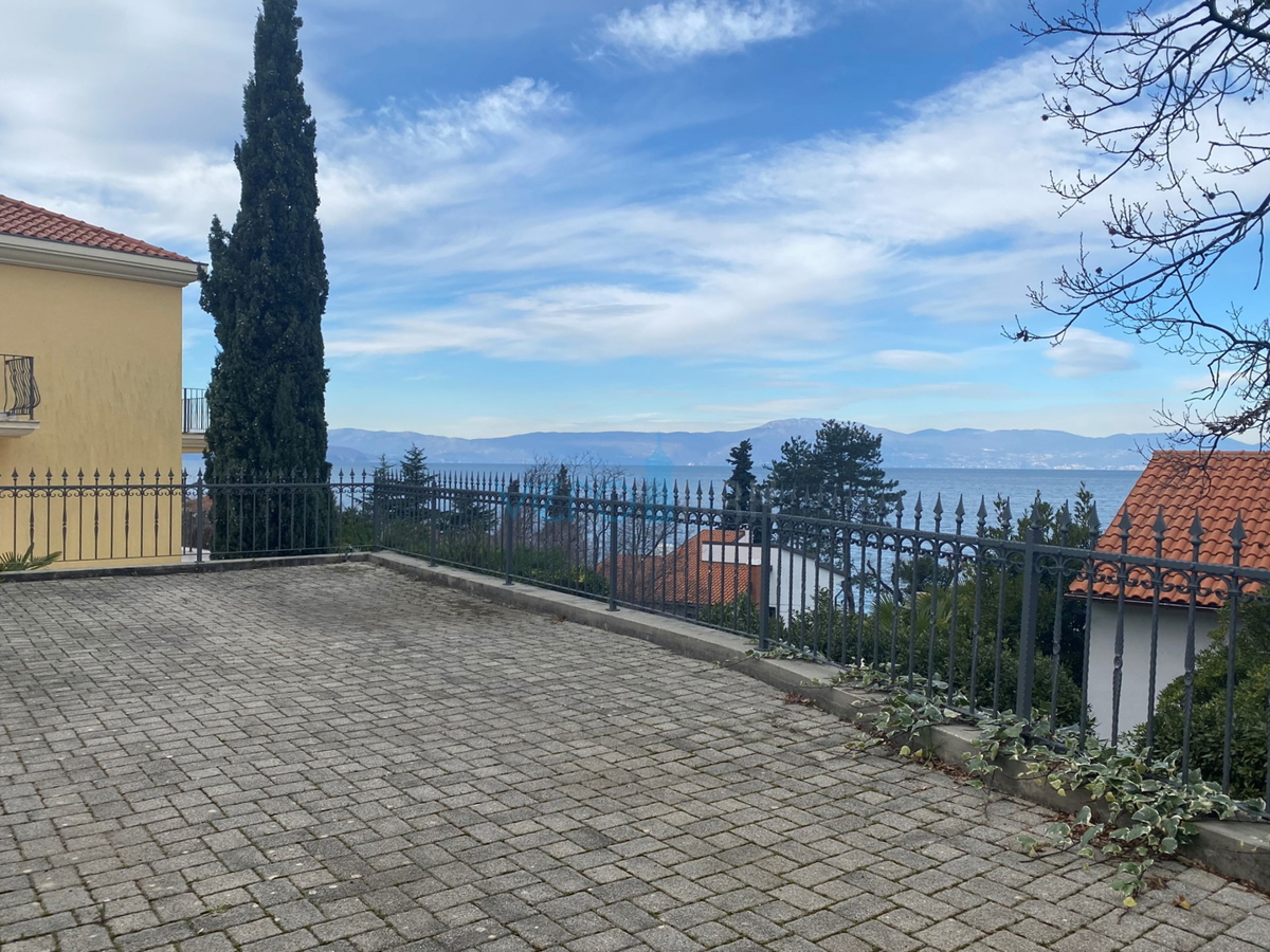 Omišalj, Njivice, Casa indipendente a 120 m dalla spiaggia con vista aperta, in vendita