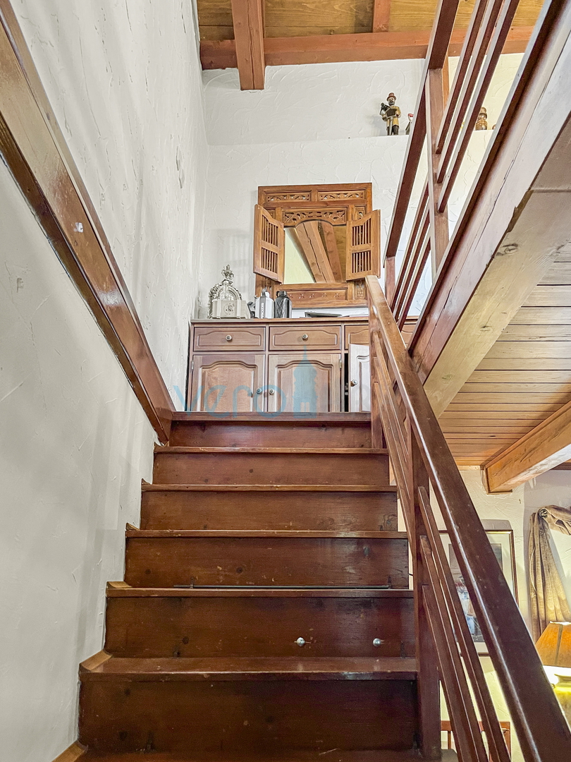 Dobrinj, isola di Krk, casa rustica ristrutturata, 80m2, vista, vendita