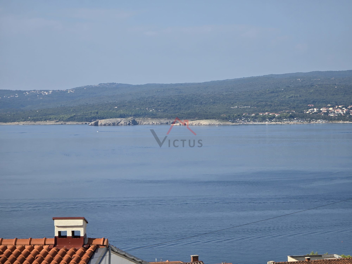 CRIKVENICA - Spazioso appartamento con garage, giardino e vista mare