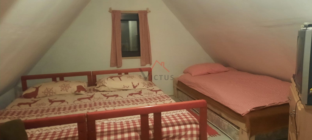 BRIBIR, LUKOVO - Casa nel bosco