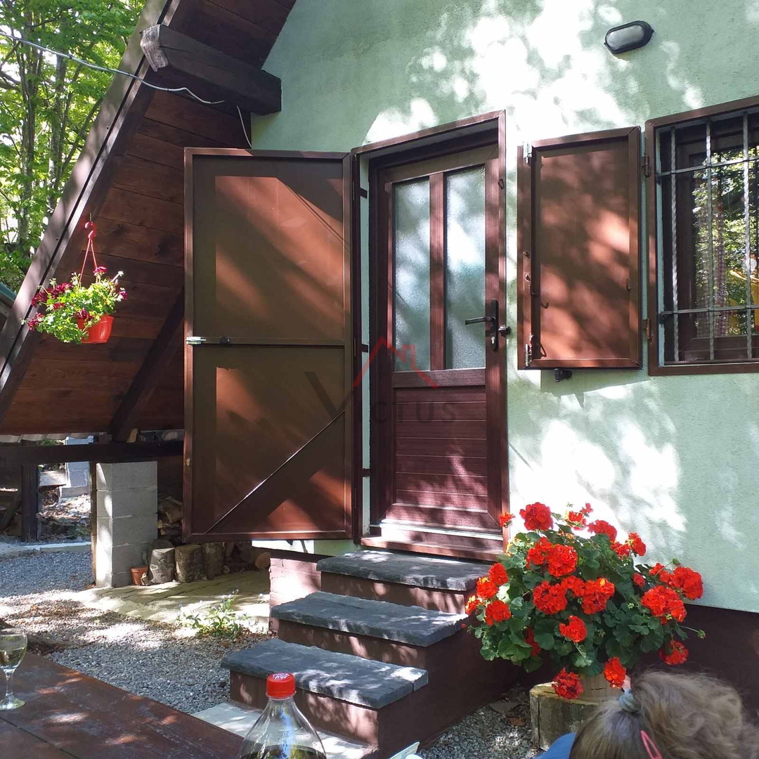 BRIBIR, LUKOVO - Casa nel bosco