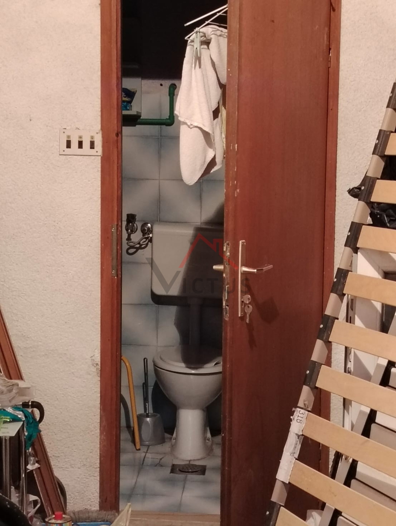 GRIŽANE - Due case e un edificio accessorio