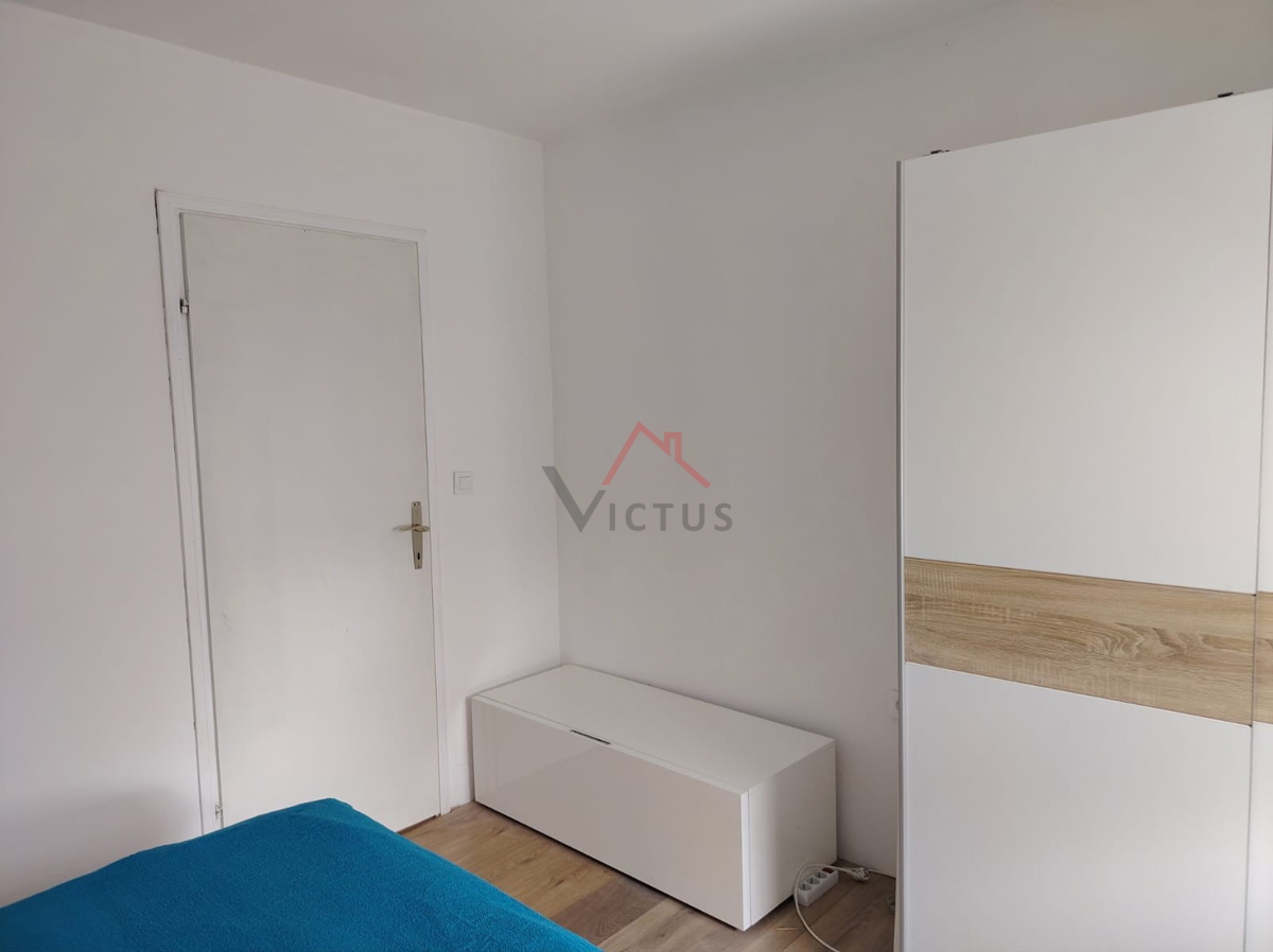 GRIŽANE - Due case e un edificio accessorio