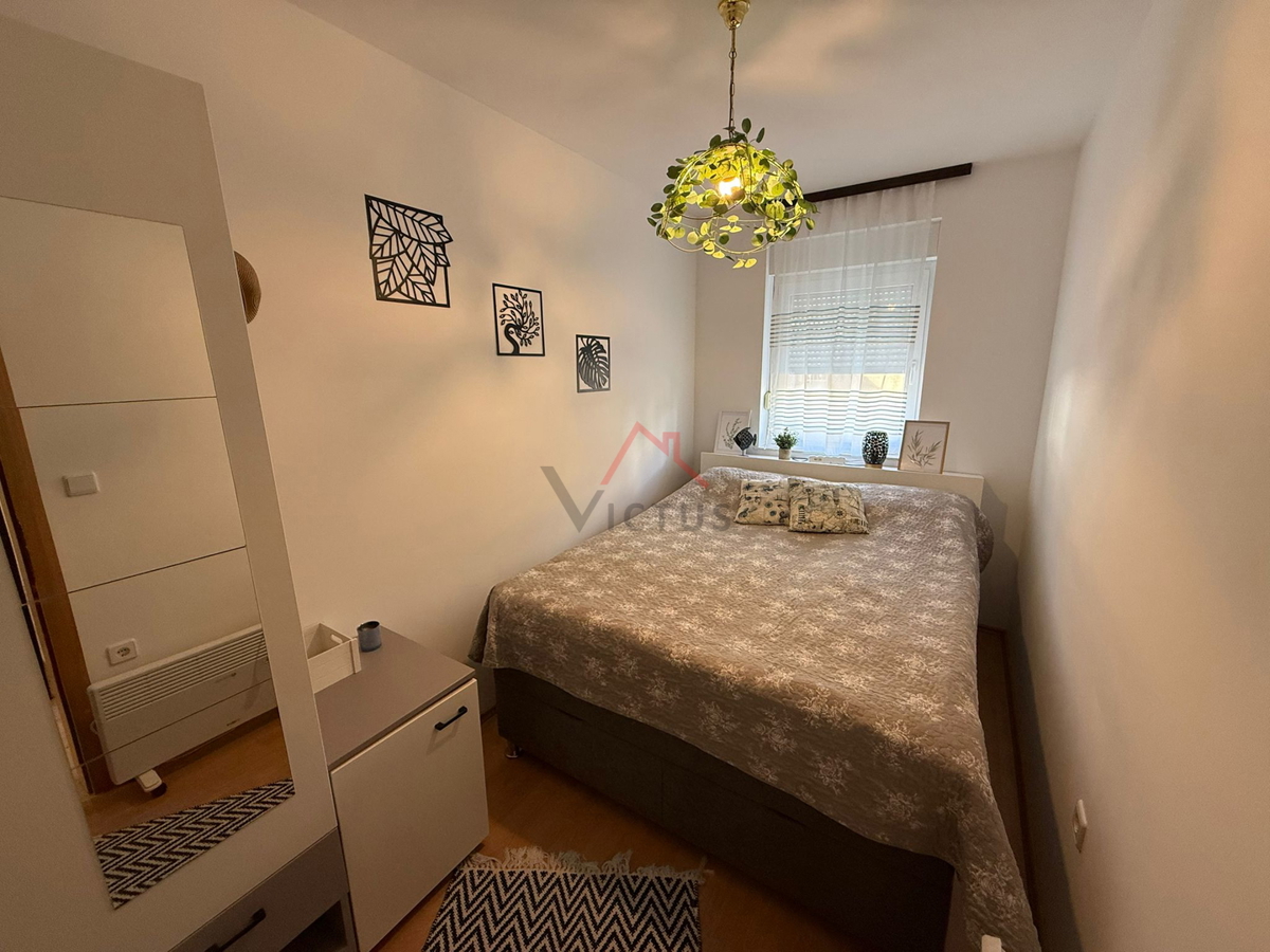 DRAMALJ - 2 camere + soggiorno, appartamento a 350 m dal mare, 52 m2