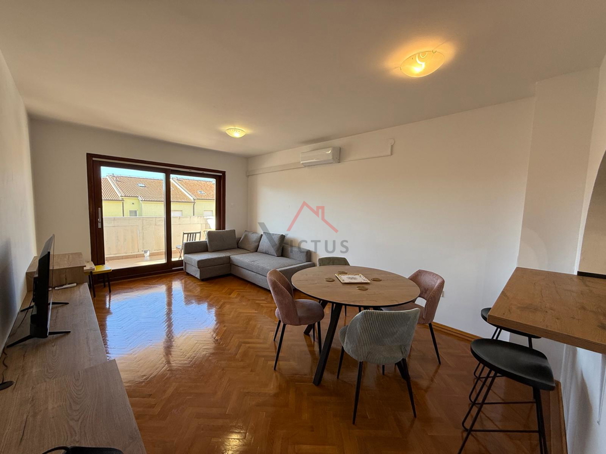 CRIKVENICA - Appartamento al primo piano, 54 m2