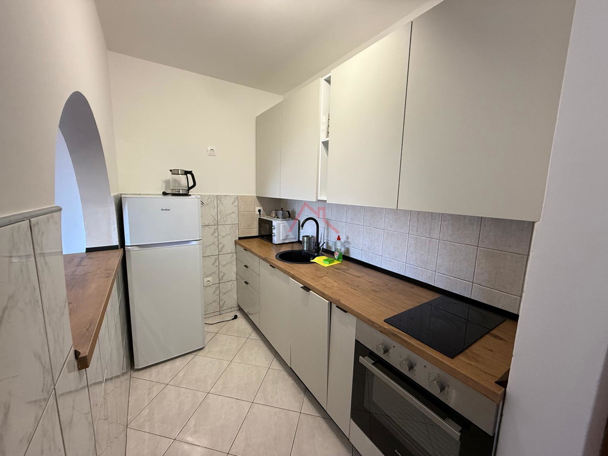 CRIKVENICA - Appartamento al primo piano, 54 m2