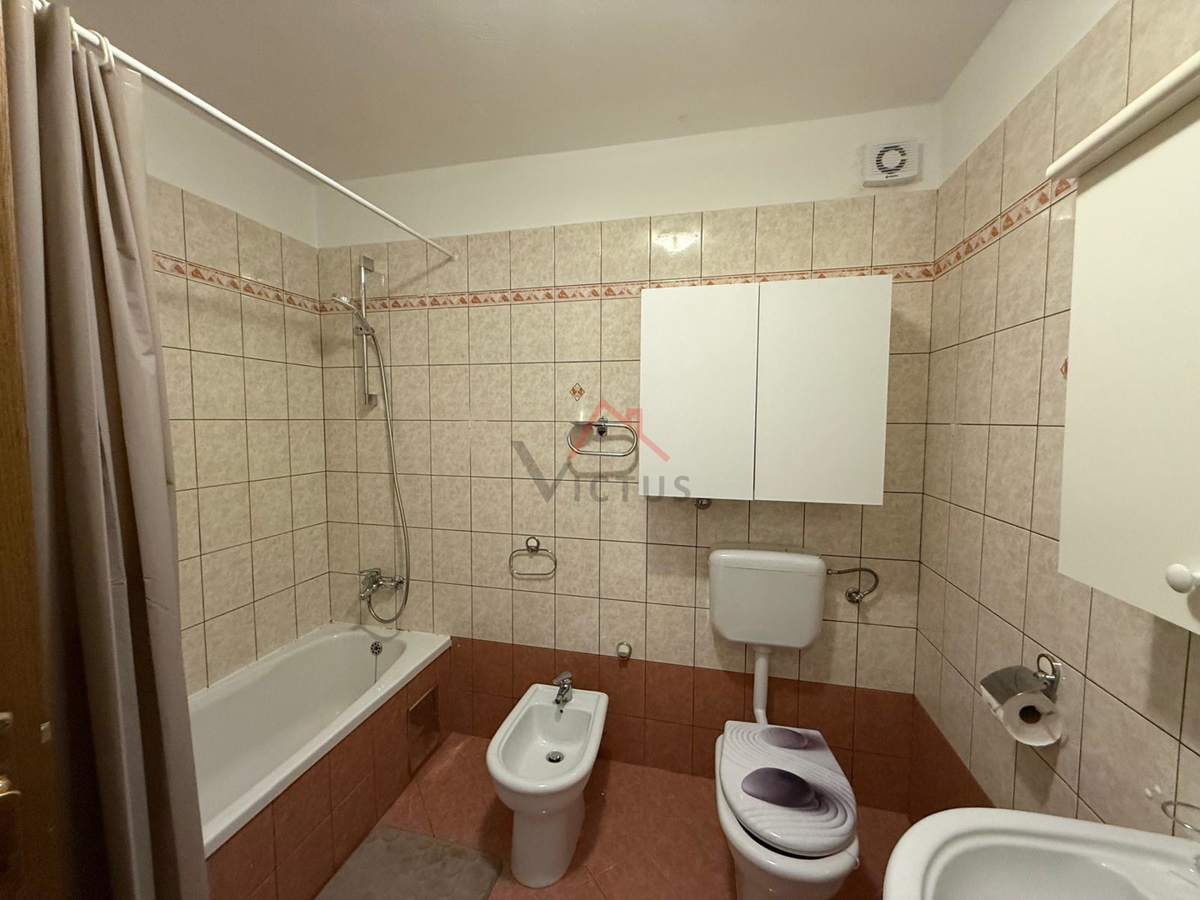 CRIKVENICA - Appartamento al primo piano, 54 m2