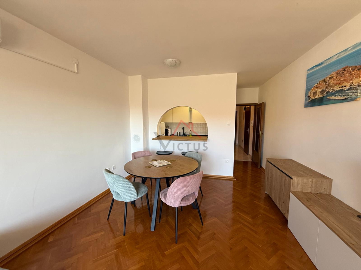 CRIKVENICA - Appartamento al primo piano, 54 m2