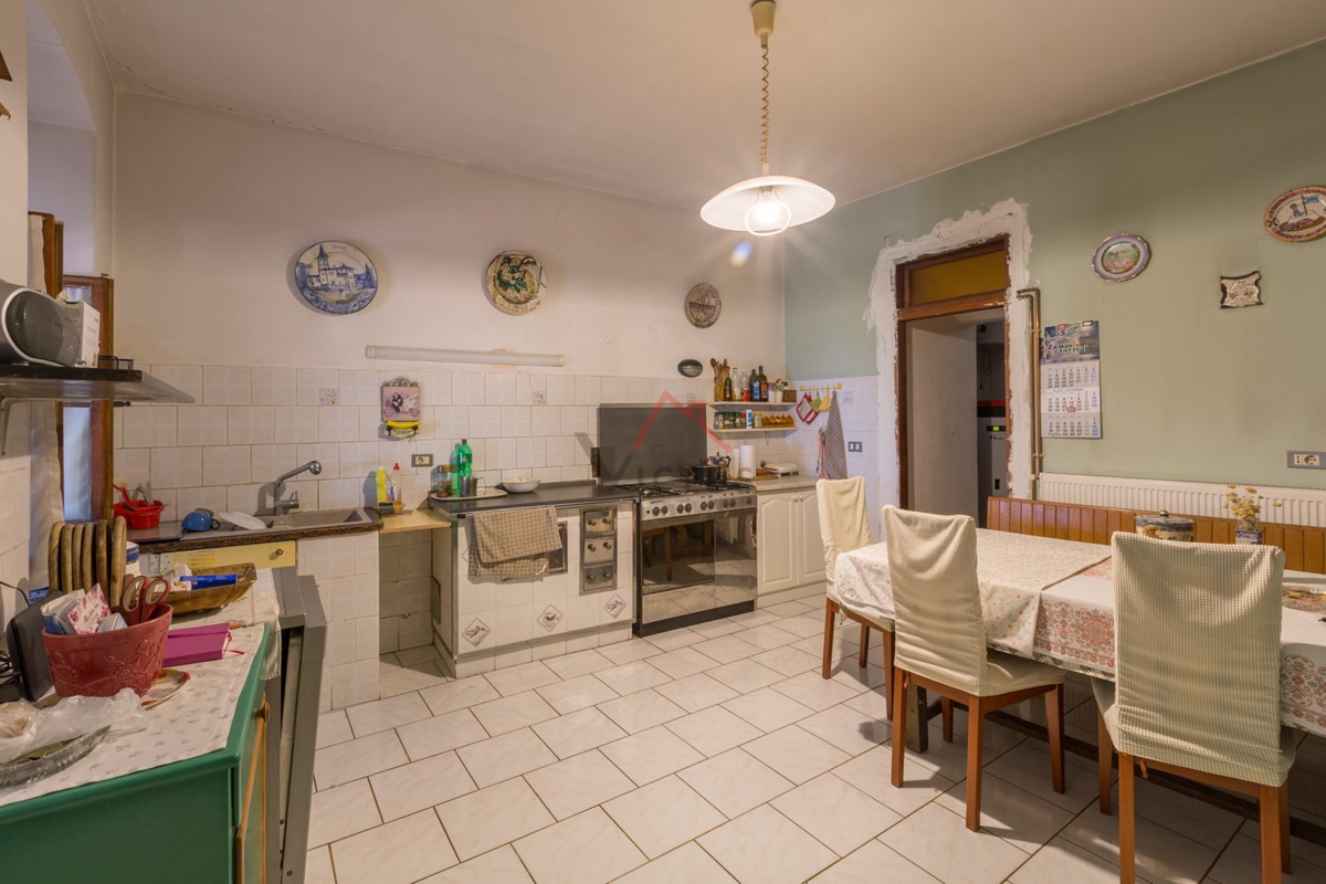 CRIKVENICA - Casa in pietra con giardino e garage