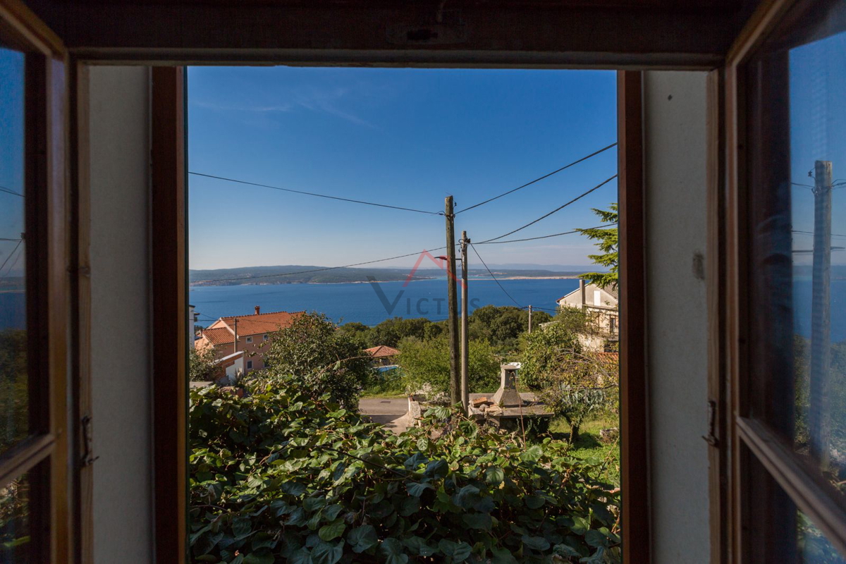 CRIKVENICA - Casa in pietra con giardino e garage