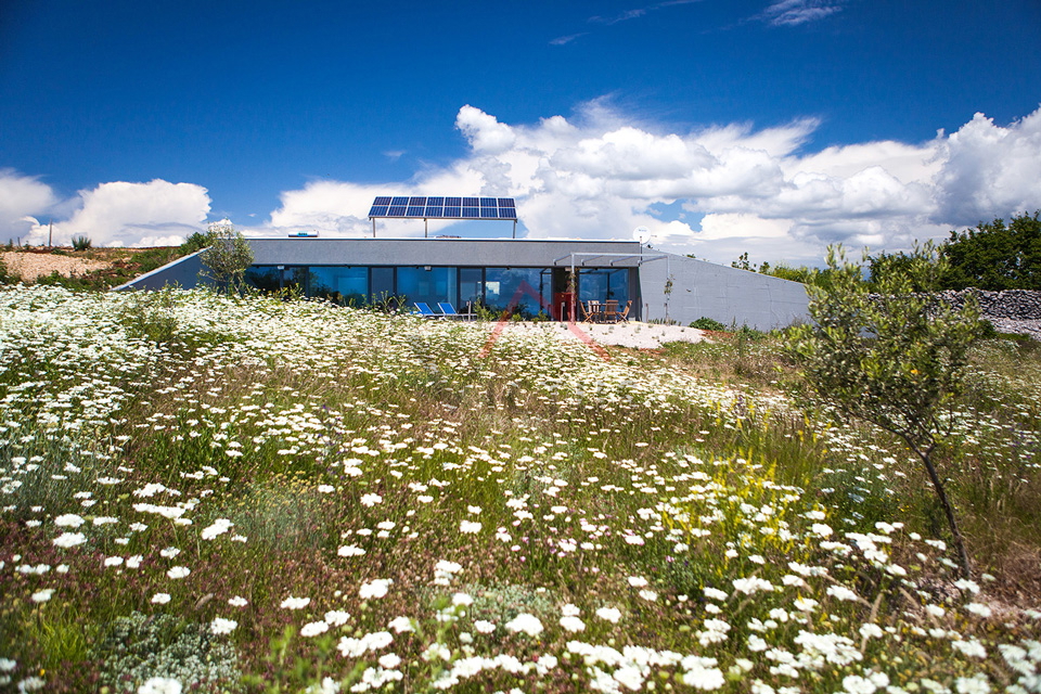 ISOLA DI KRK - Casa energetica indipendente