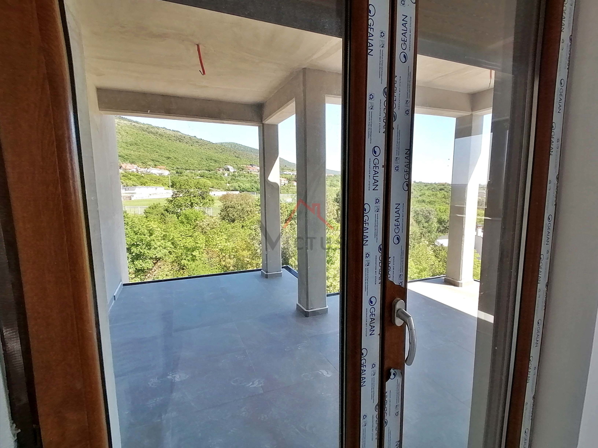 SVETI LOVREČ LABINSKI - casa in costruzione con vista mare!