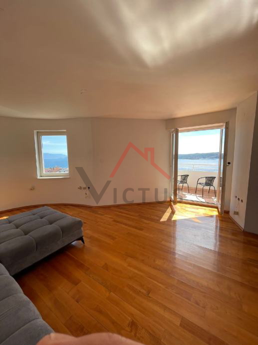 CRIKVENICA - 1 camera da letto + bagno, appartamento con vista sul mare aperto, 56 m2