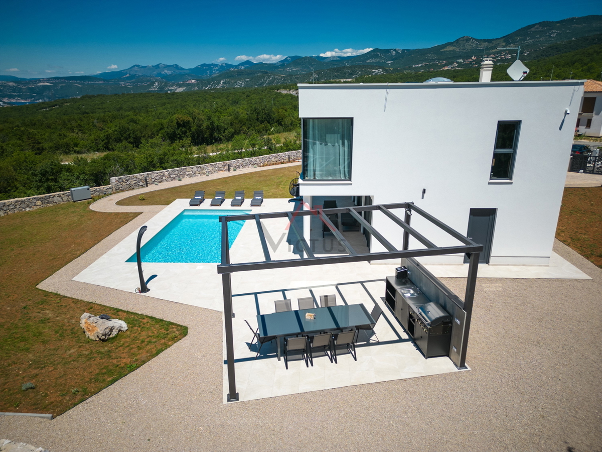 ŠMRIKA - Villa con piscina e vista mare, di nuova costruzione