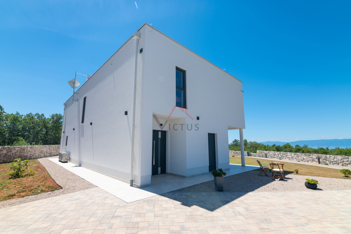 ŠMRIKA - Villa con piscina e vista mare, di nuova costruzione