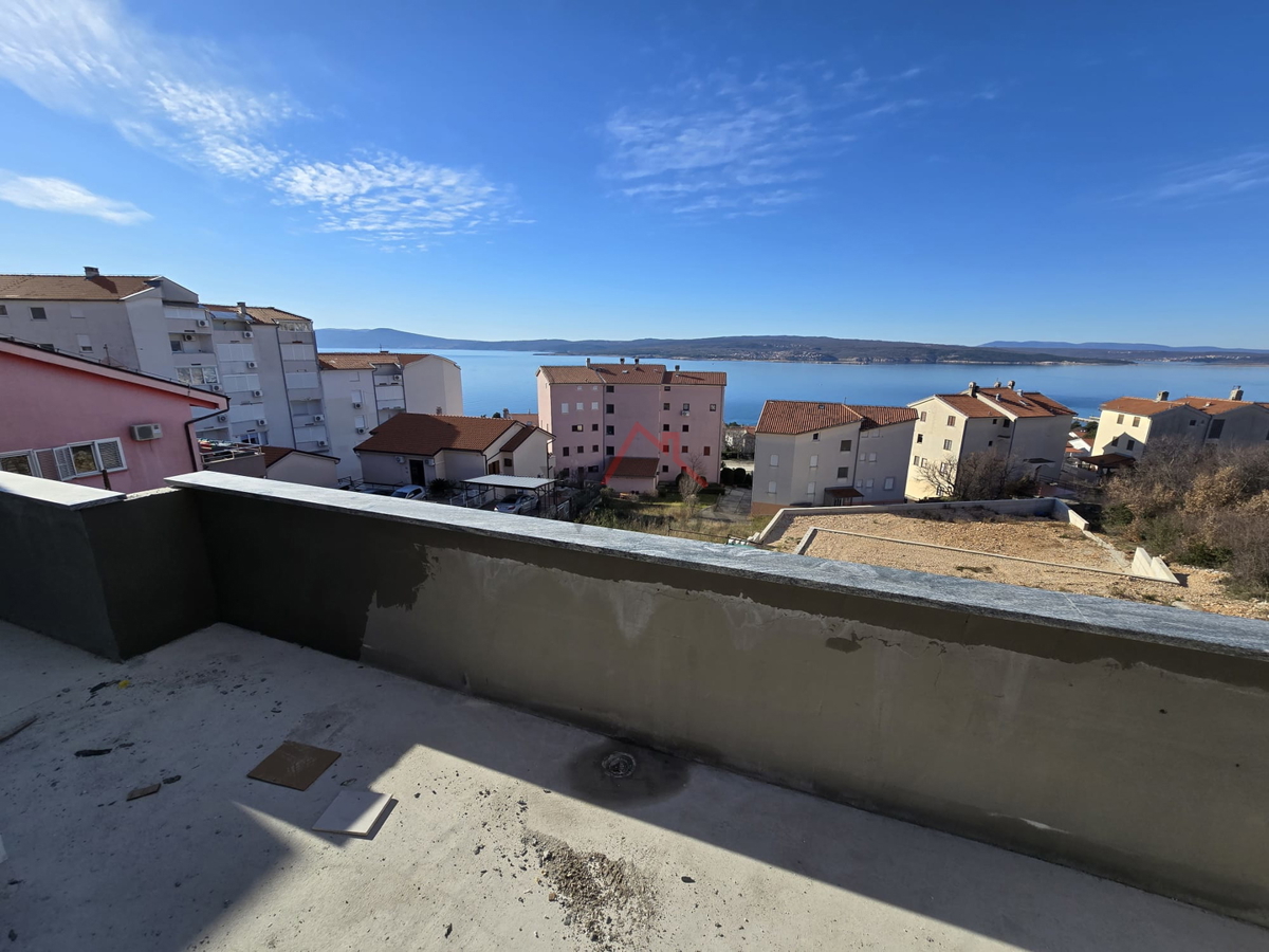 CRIKVENICA - 3 camere + soggiorno, ampio appartamento con terrazza, 116 m2