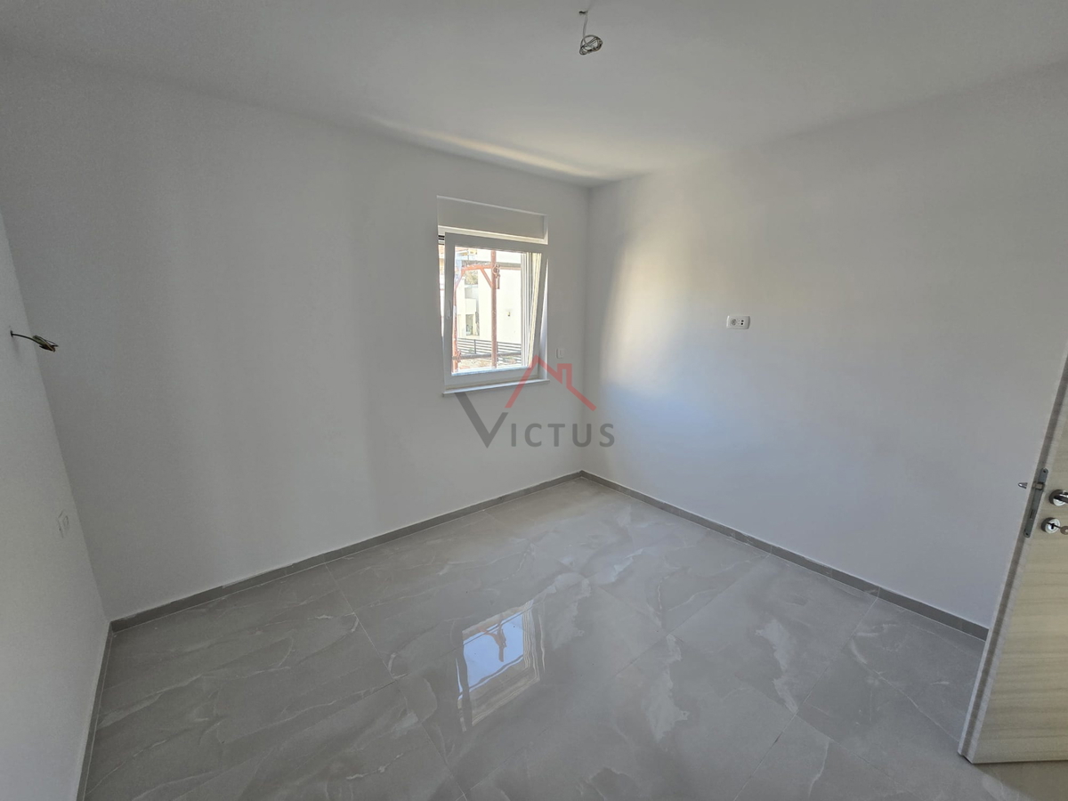 CRIKVENICA - 3 camere + soggiorno, ampio appartamento con terrazza, 116 m2