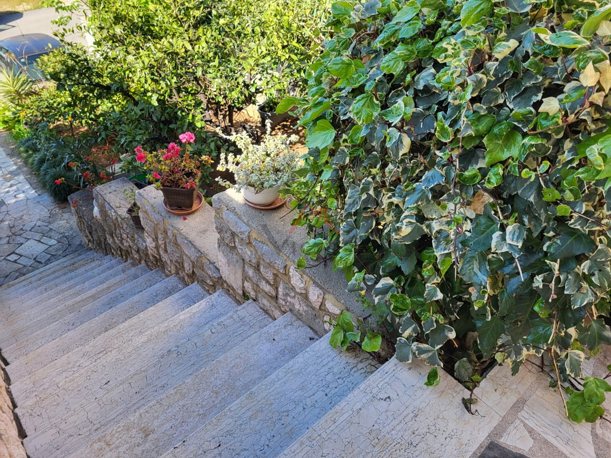 DRAMALJ - Casa, 2° fila dal mare