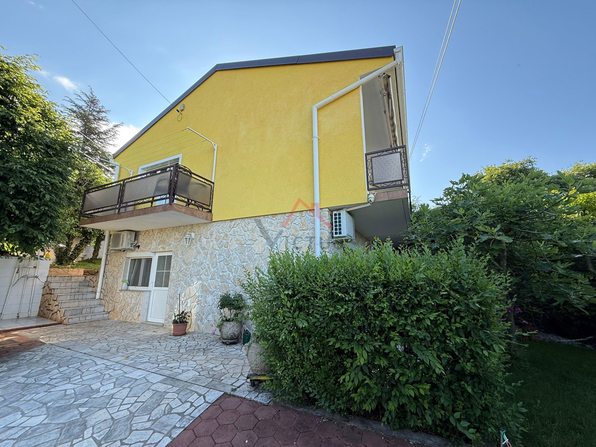 SELCE - Casa indipendente in posizione tranquilla