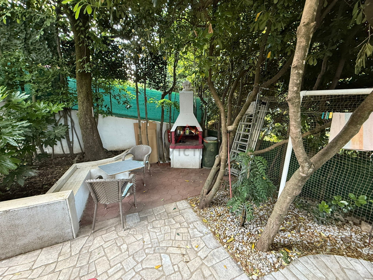 SELCE - Casa indipendente in posizione tranquilla