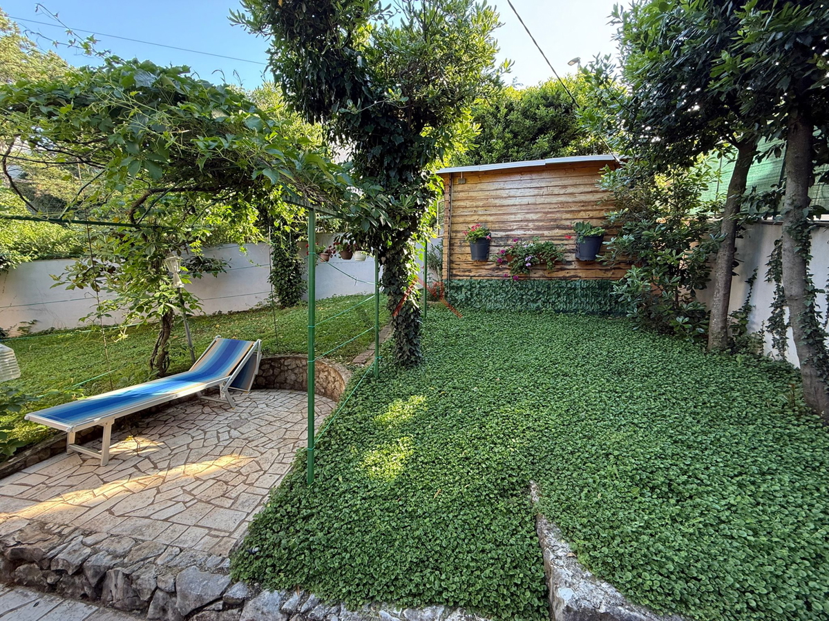 SELCE - Casa indipendente in posizione tranquilla