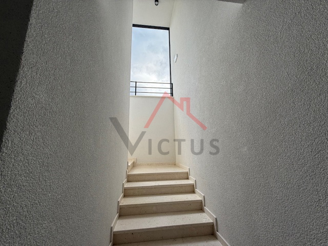 SELCE - Nuova costruzione, appartamento su due livelli