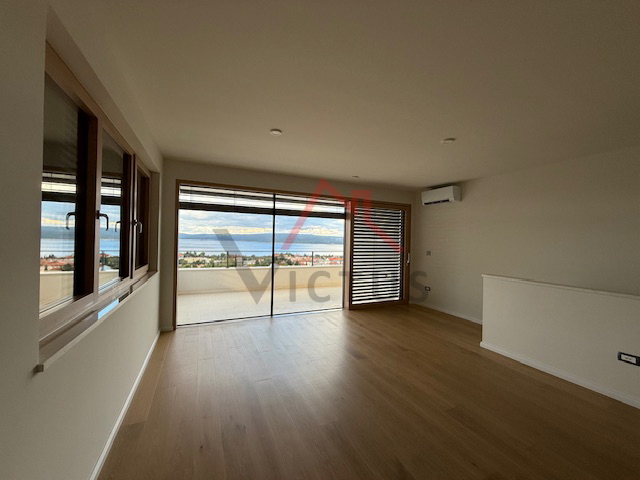 SELCE - Nuova costruzione, appartamento su due livelli