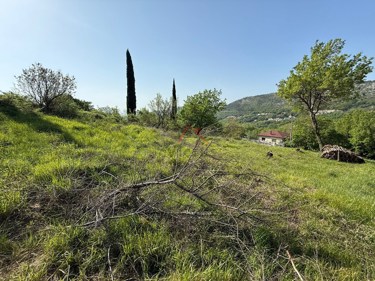 BRIBIR - Terreno edificabile. 647 m2