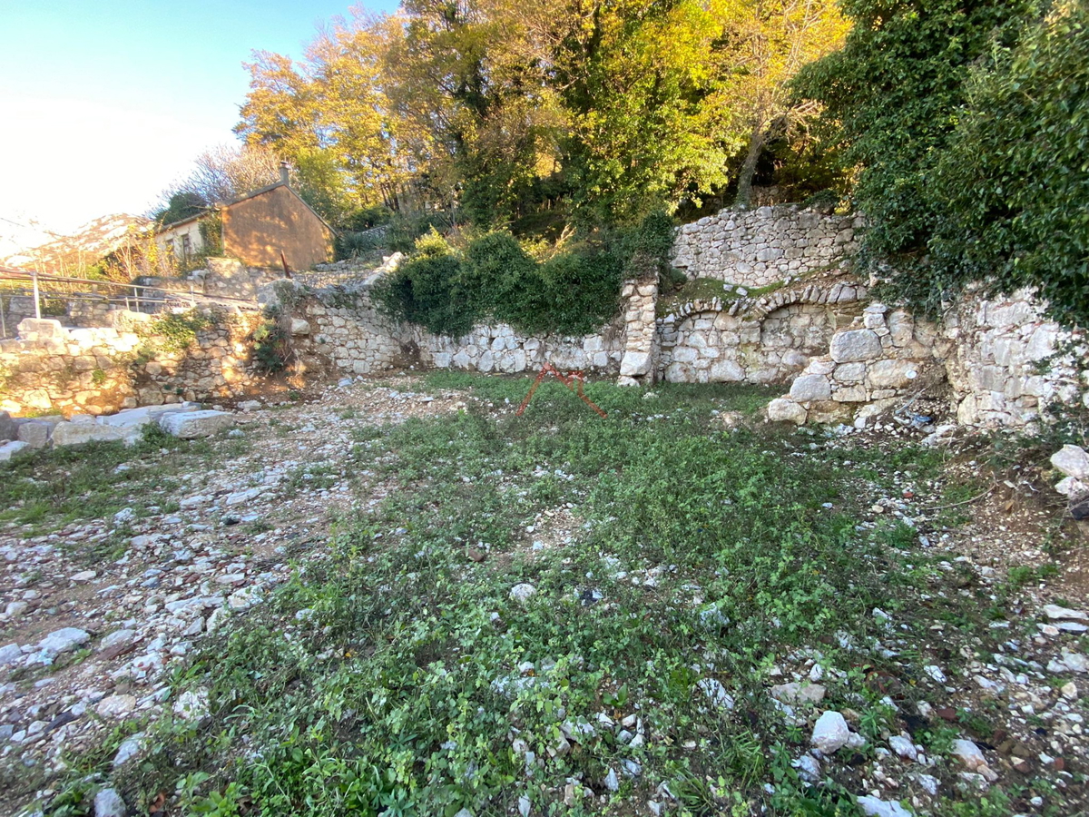 GRIŽANE - Terreno edificabile con progetto, 339 m2