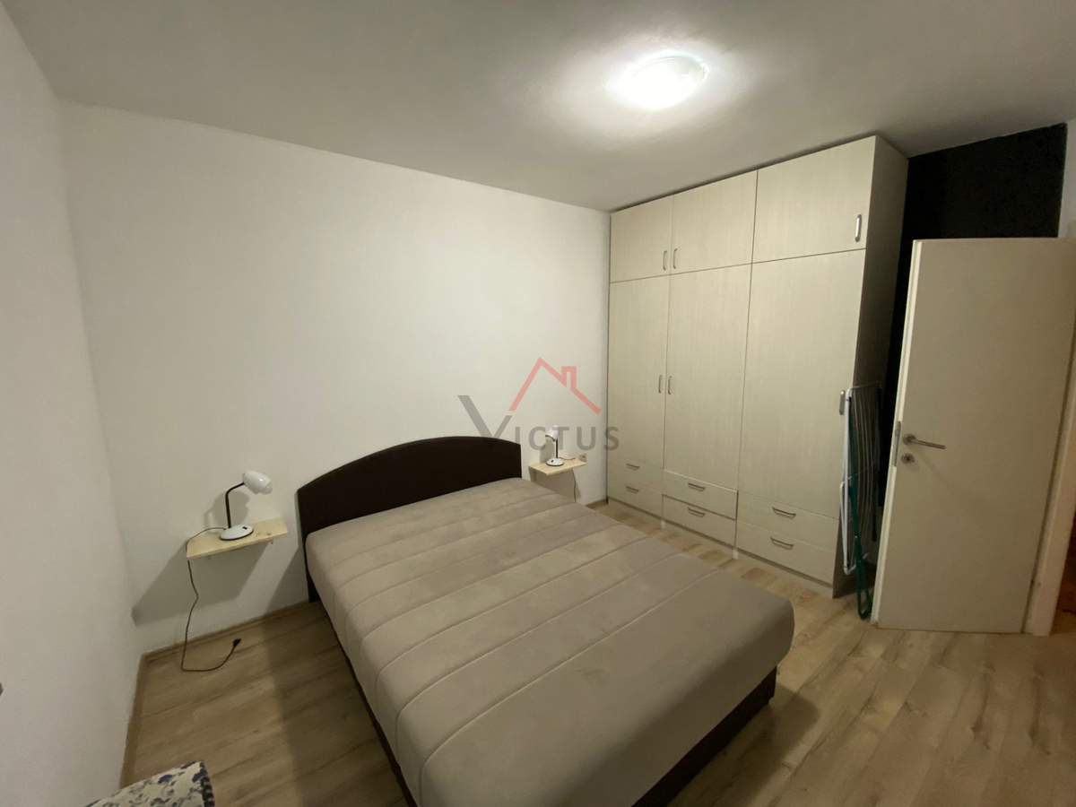 NOVI VINODOLSKI - 2 camere da letto + bagno, appartamento con vista aperta sulla città, 81 m2