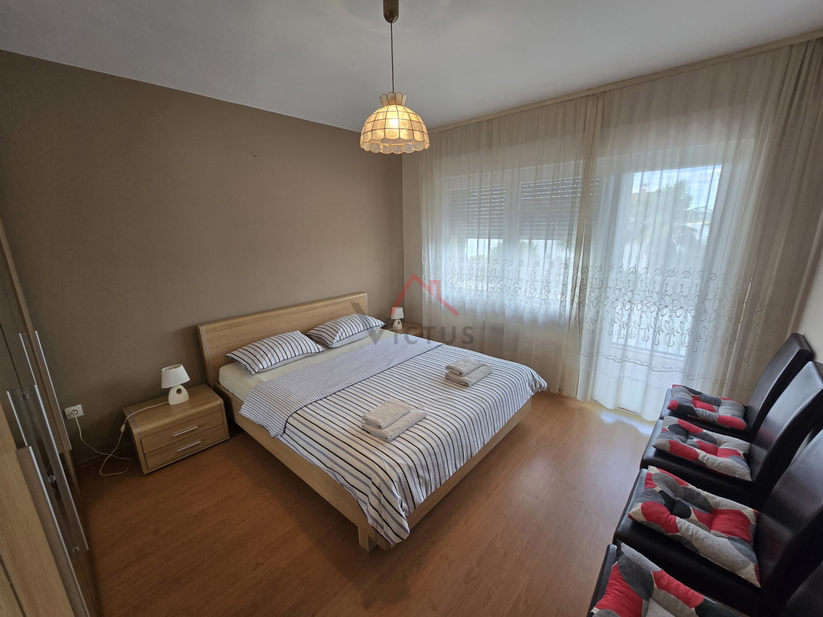 CRIKVENICA - 2 camere da letto + bagno, a 100 metri dalla spiaggia, 66 m2