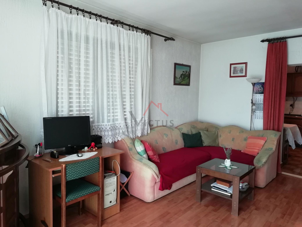 GRIŽANE - Villa indipendente in posizione tranquilla