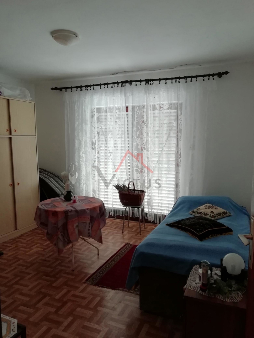 GRIŽANE - Villa indipendente in posizione tranquilla