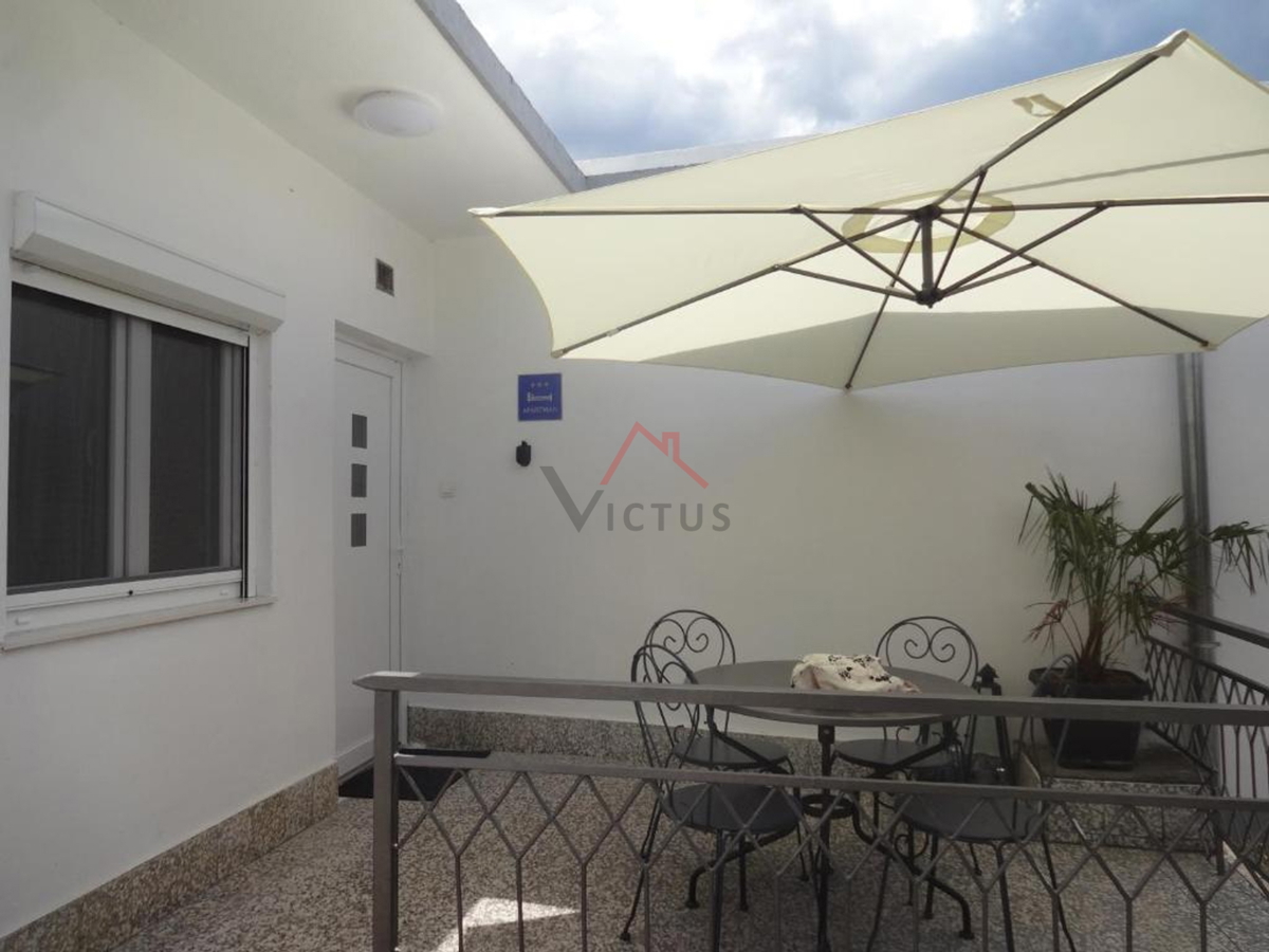 CRIKVENICA - Due case nei pressi del centro