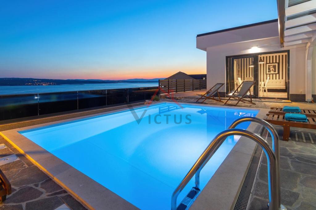 SELCE - Casa con piscina e vista panoramica sul mare