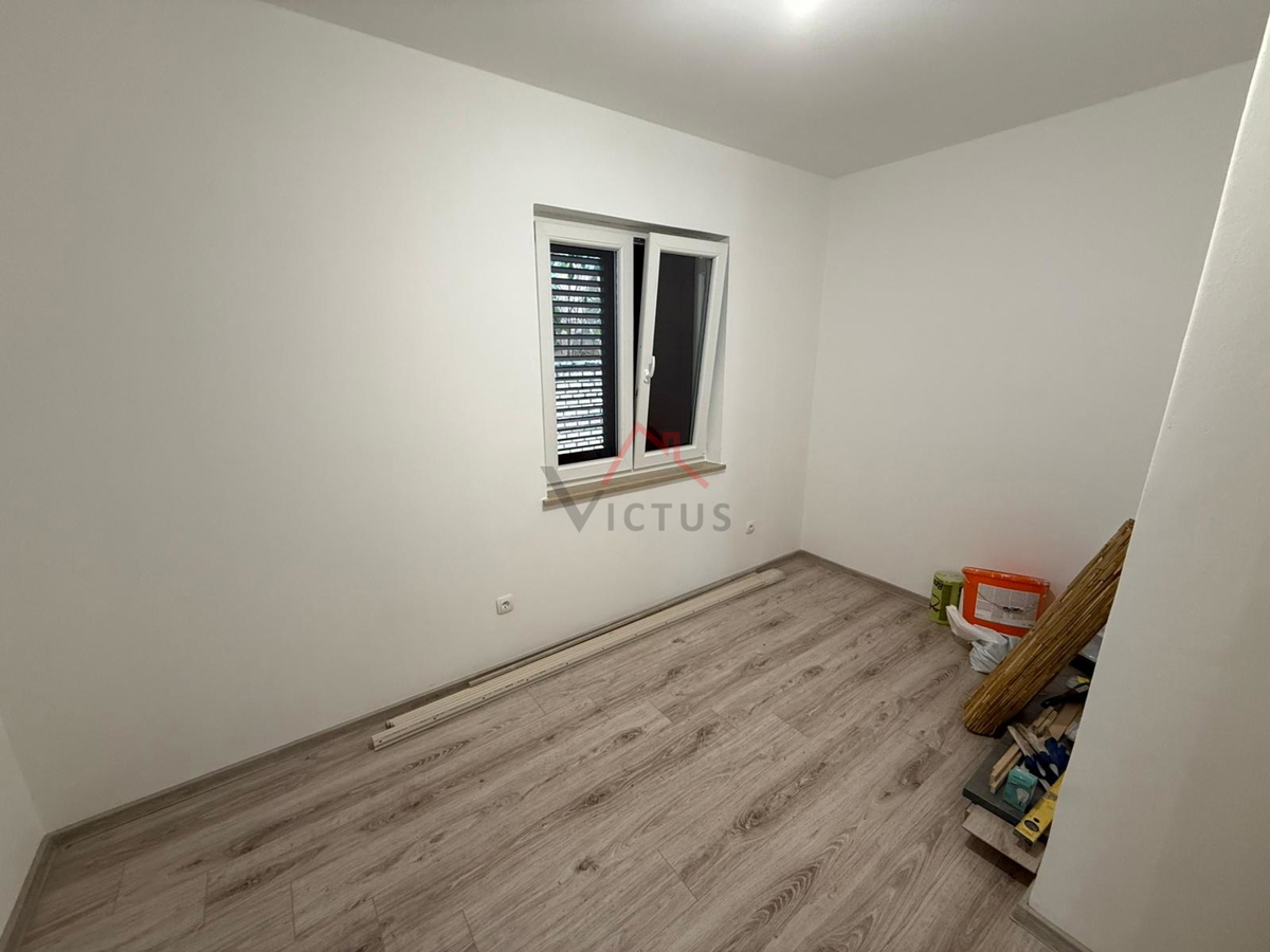 CRIKVENICA - 2S+DB, appartamento con giardino e vista mare