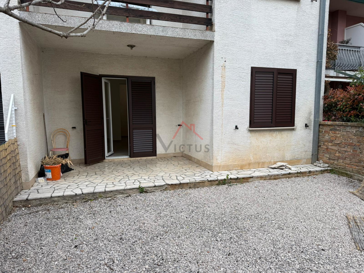 CRIKVENICA - 2S+DB, appartamento con giardino e vista mare