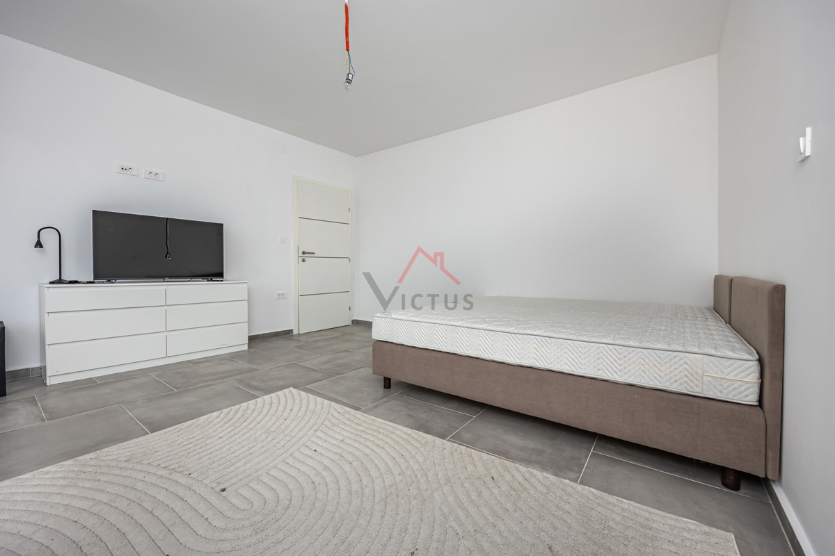 CRIKVENICA - 2 camere da letto + bagno, appartamento con vista mare aperta e parcheggio, 64 m2