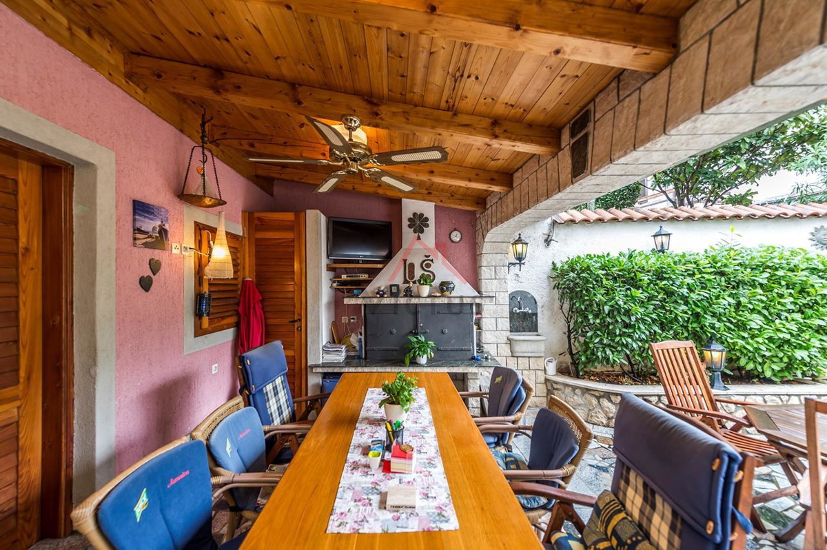 SELCE - casa con appartamenti