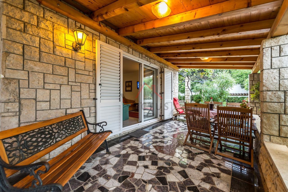 SELCE - casa con appartamenti