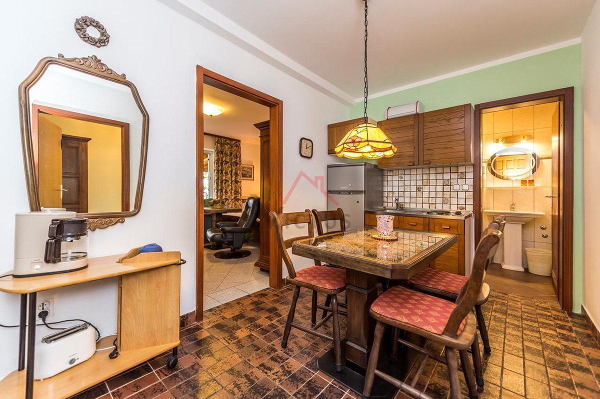 SELCE - casa con appartamenti