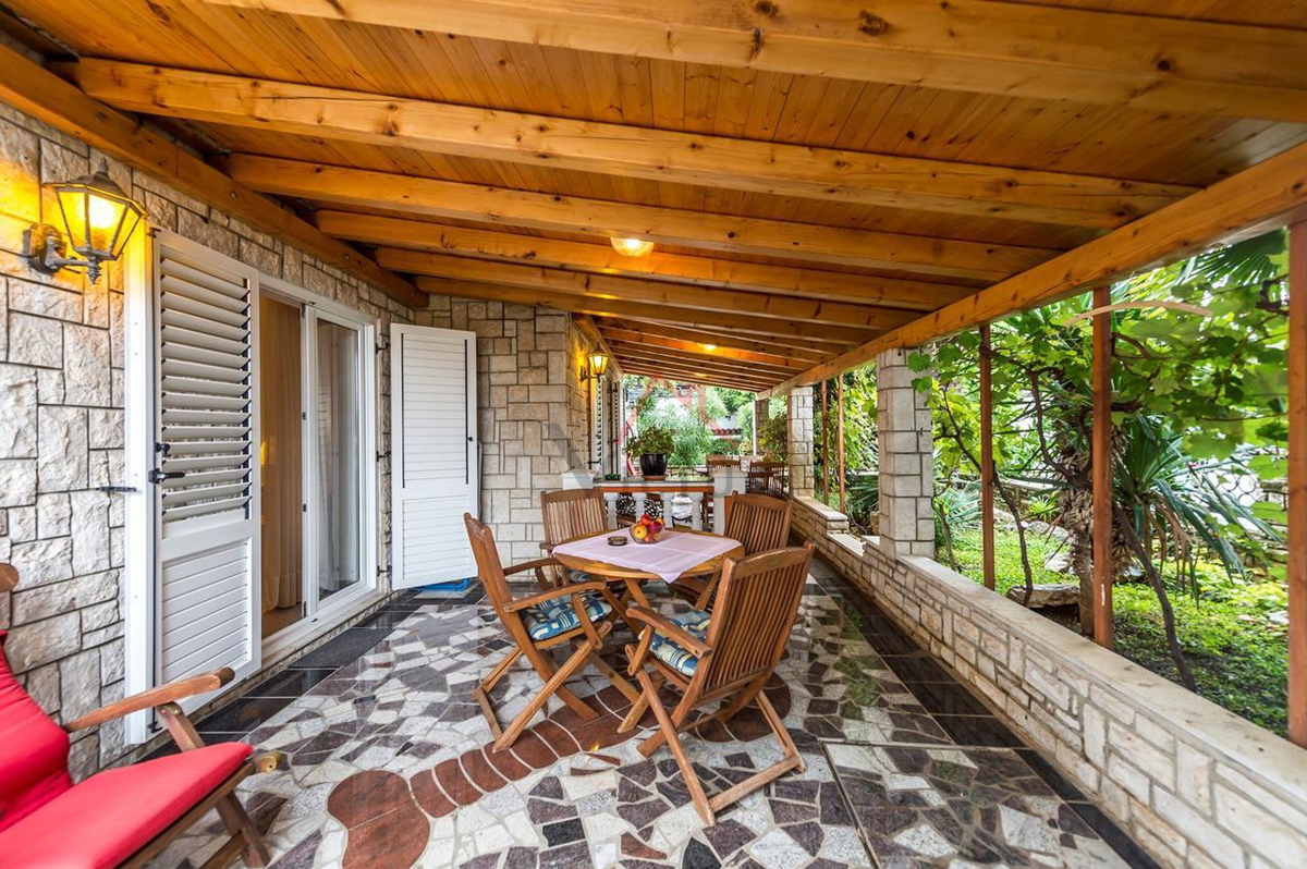 SELCE - casa con appartamenti