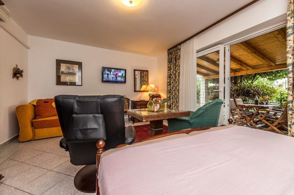 SELCE - casa con appartamenti