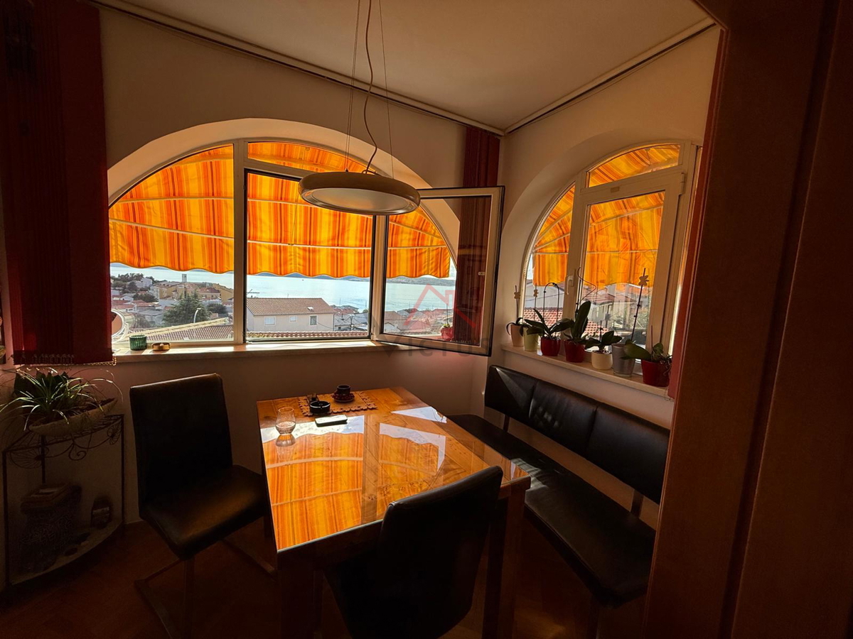 SELCE - 3S+DB, appartamento al 2° piano con parcheggio