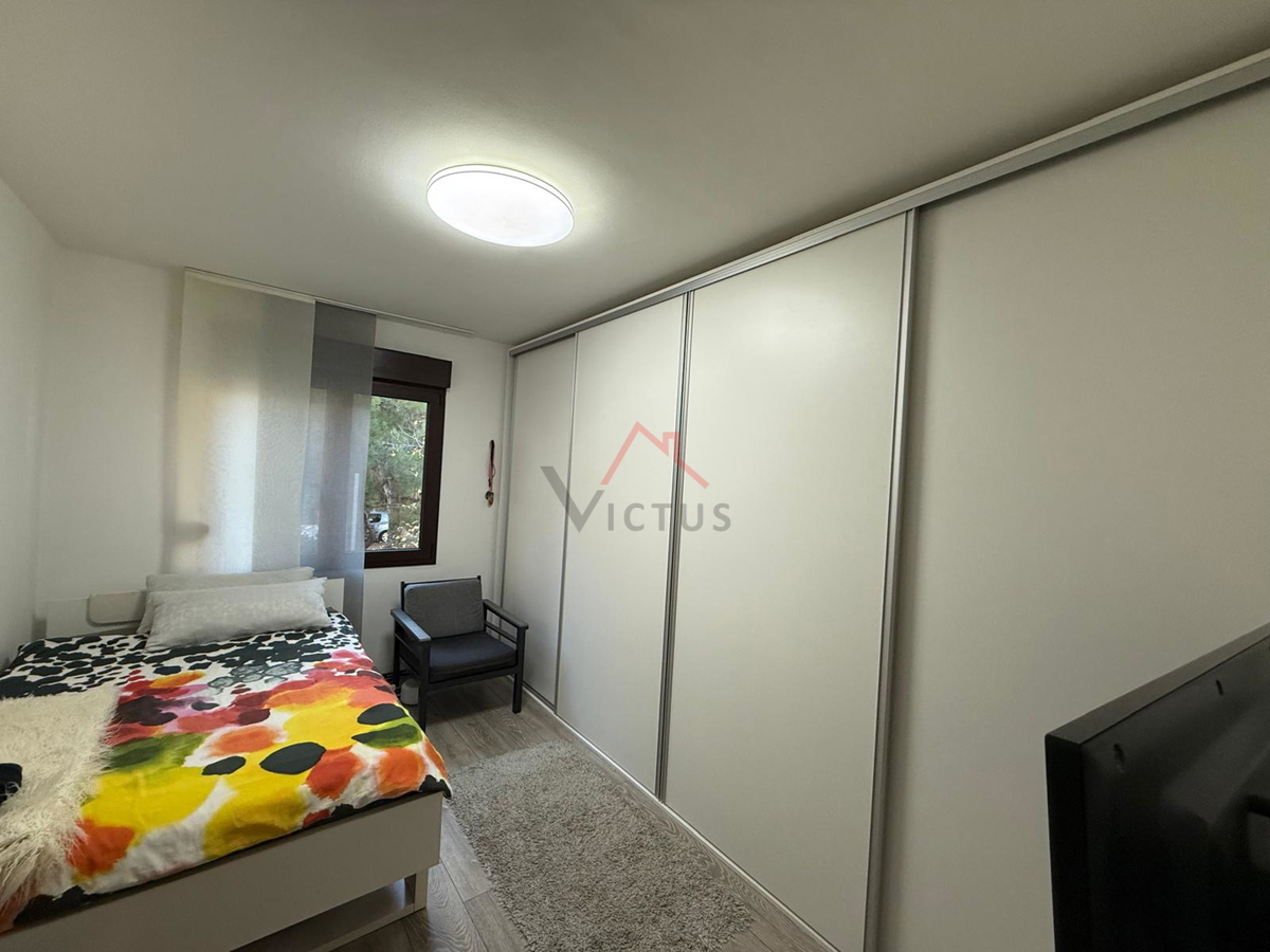 KRALJEVICA - Monolocale con soggiorno e angolo cottura, appartamento al secondo piano, 51 m2