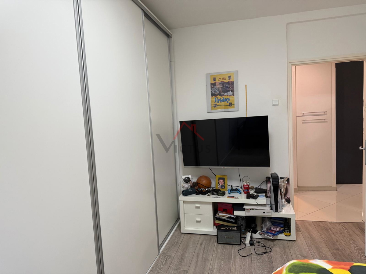 KRALJEVICA - Monolocale con soggiorno e angolo cottura, appartamento al secondo piano, 51 m2