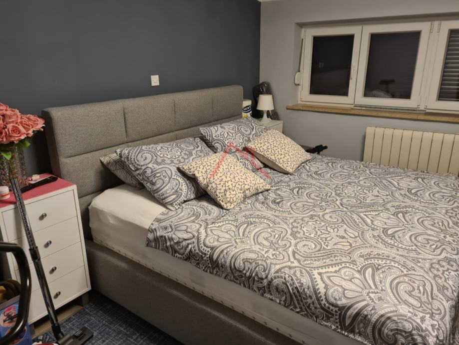 NOVI VINODOLSKI - 1S+DB, appartamento ristrutturato nel centro città, 66 m2