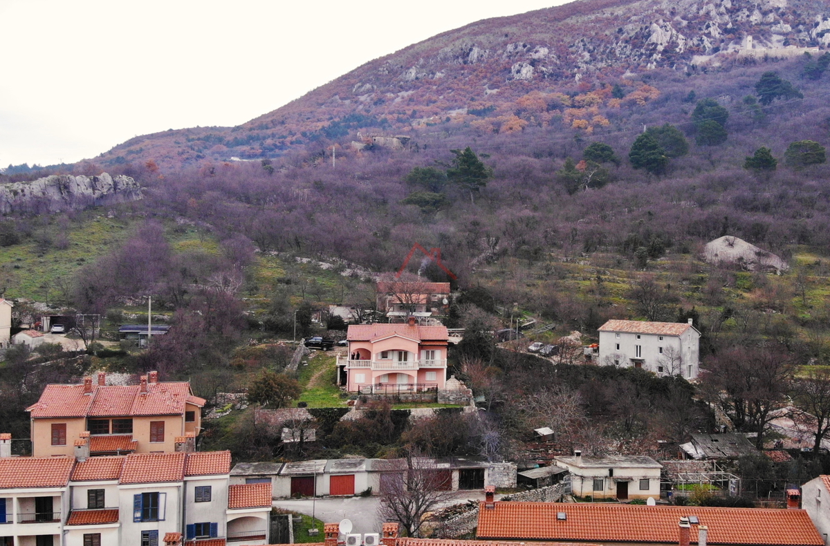 PLOMIN LUKA - casa familiare in riva al mare con vista sulla baia